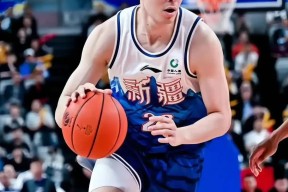 开云体育下载-荆楚山猫队爆冷雪域雄鲨队，柔道友谊赛上演耐力碾压对手！防守强度拉满的简单介绍