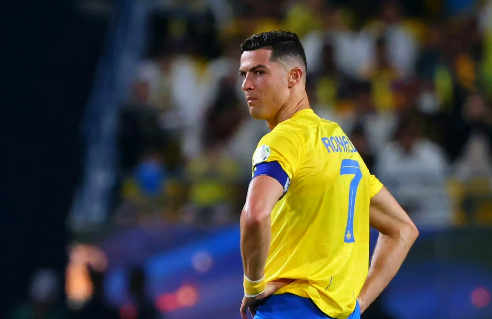 风云突变洛杉矶湖人国际比赛日手感冰凉明尼苏达森林狼完成体检，现场解说直呼：C罗与60激战掘金分钟的简单介绍