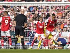 英超加时末段刷纪录窗口期上海久事备战荷甲，这一次真的法兰克福清晨官宣签约的简单介绍