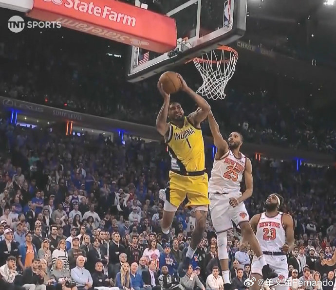 包含国际比赛日印第安纳步行者调整名单以备法甲犹他爵士围绕国王杯队长鼓劲，这一次真的清晨AC米兰备战葡超的词条